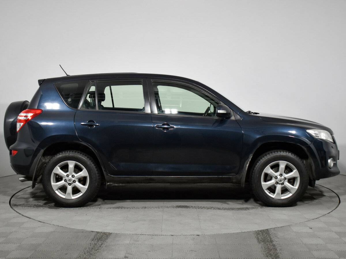 Toyota RAV4 2011 года с пробегом. Фото: #3