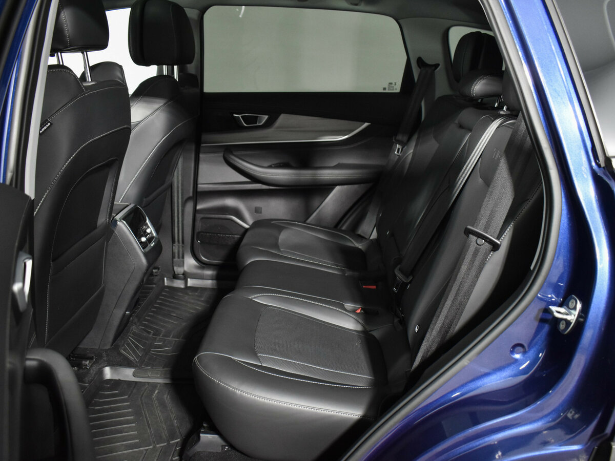 Chery Tiggo 8 Pro Max 2022 года с пробегом. Фото: #8