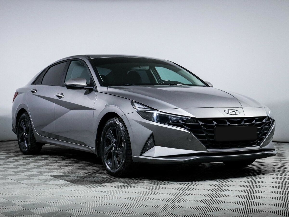 Б/У Хендай Елантра 2021 года. Фото: #2