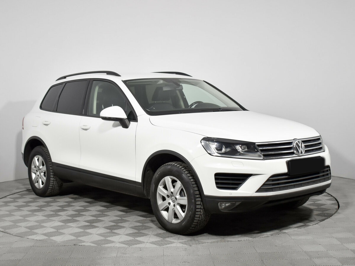 Volkswagen Touareg 2015 года с пробегом. Фото: #2