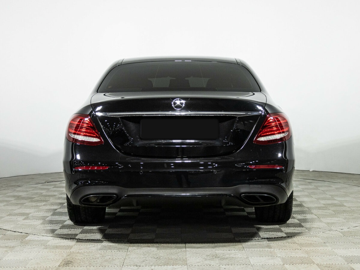 Mercedes-Benz E-Класс 2019 года с пробегом. Фото: #4