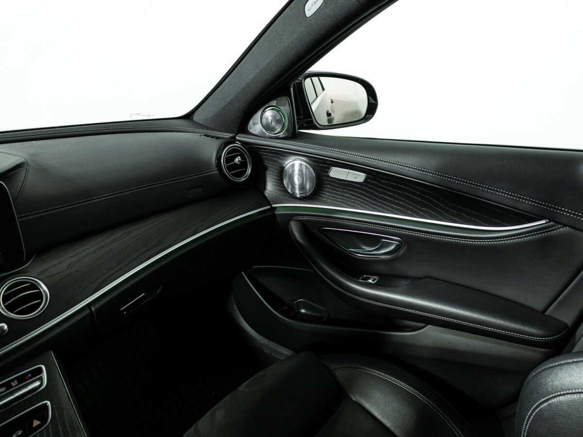 Mercedes-Benz E-Класс 2019 года с пробегом. Фото: #16