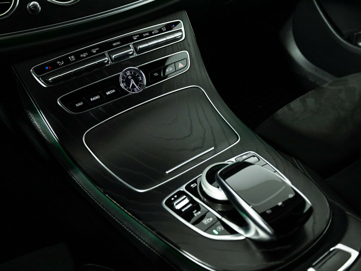 Mercedes-Benz E-Класс 2019 года с пробегом. Фото: #17