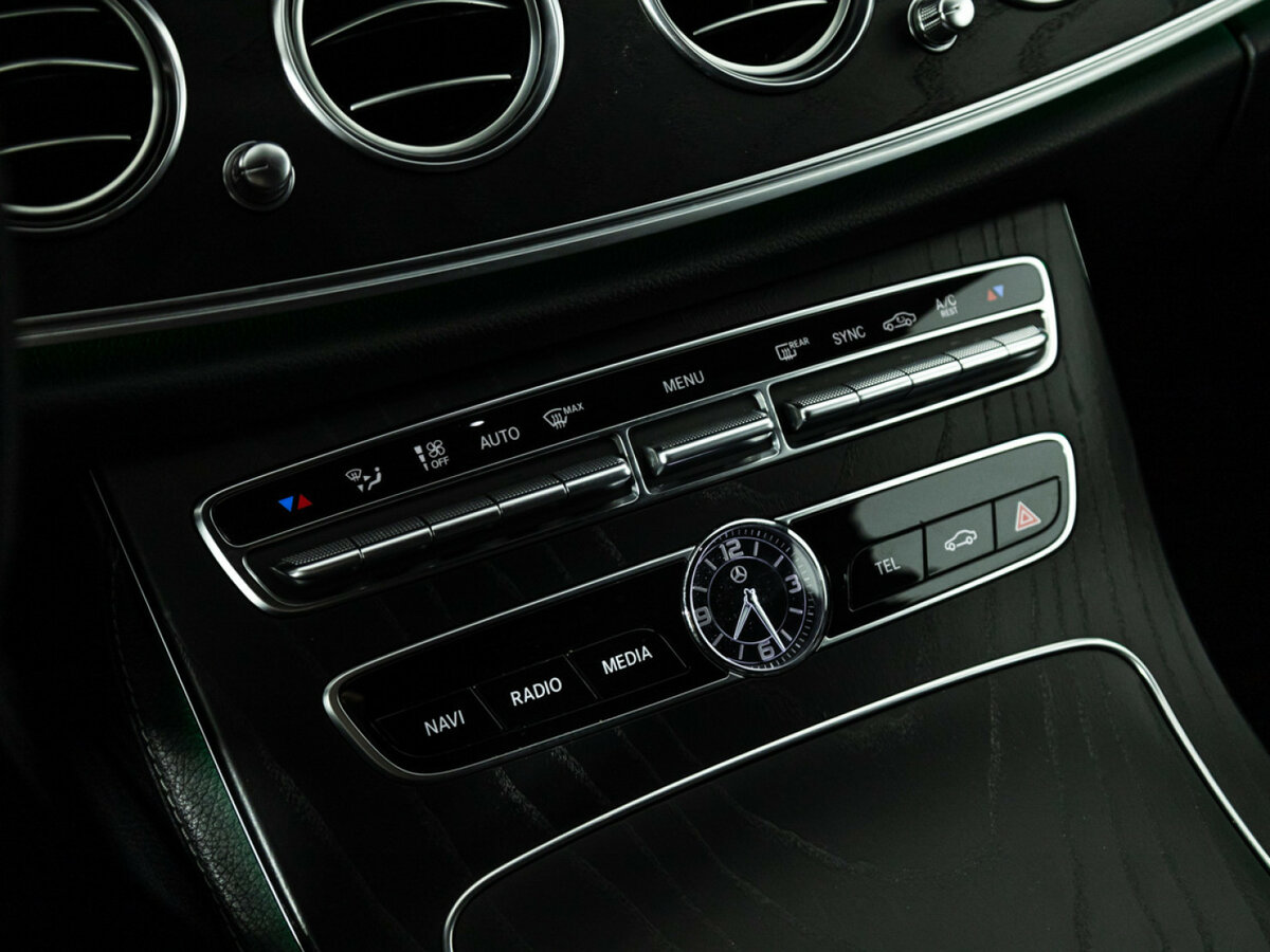 Mercedes-Benz E-Класс 2019 года с пробегом. Фото: #18