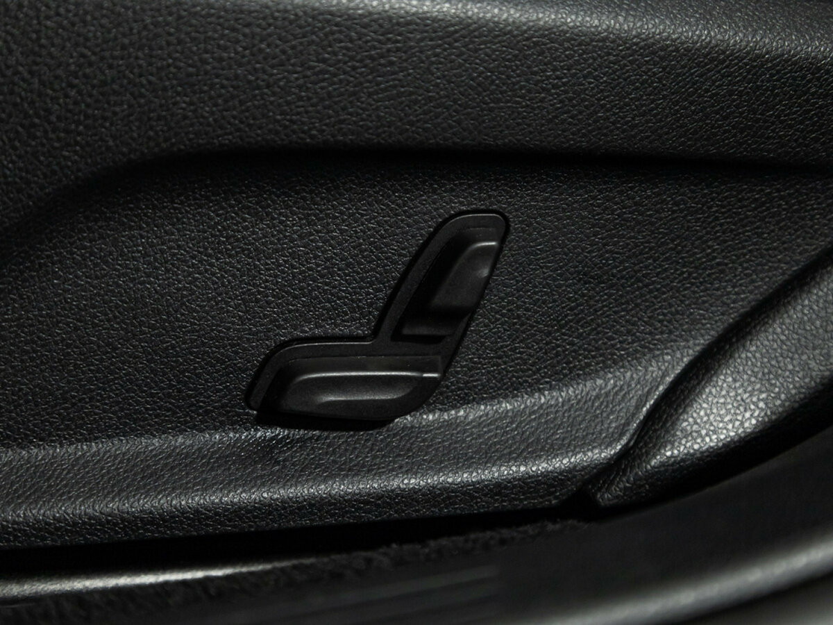 Mercedes-Benz E-Класс 2019 года с пробегом. Фото: #19