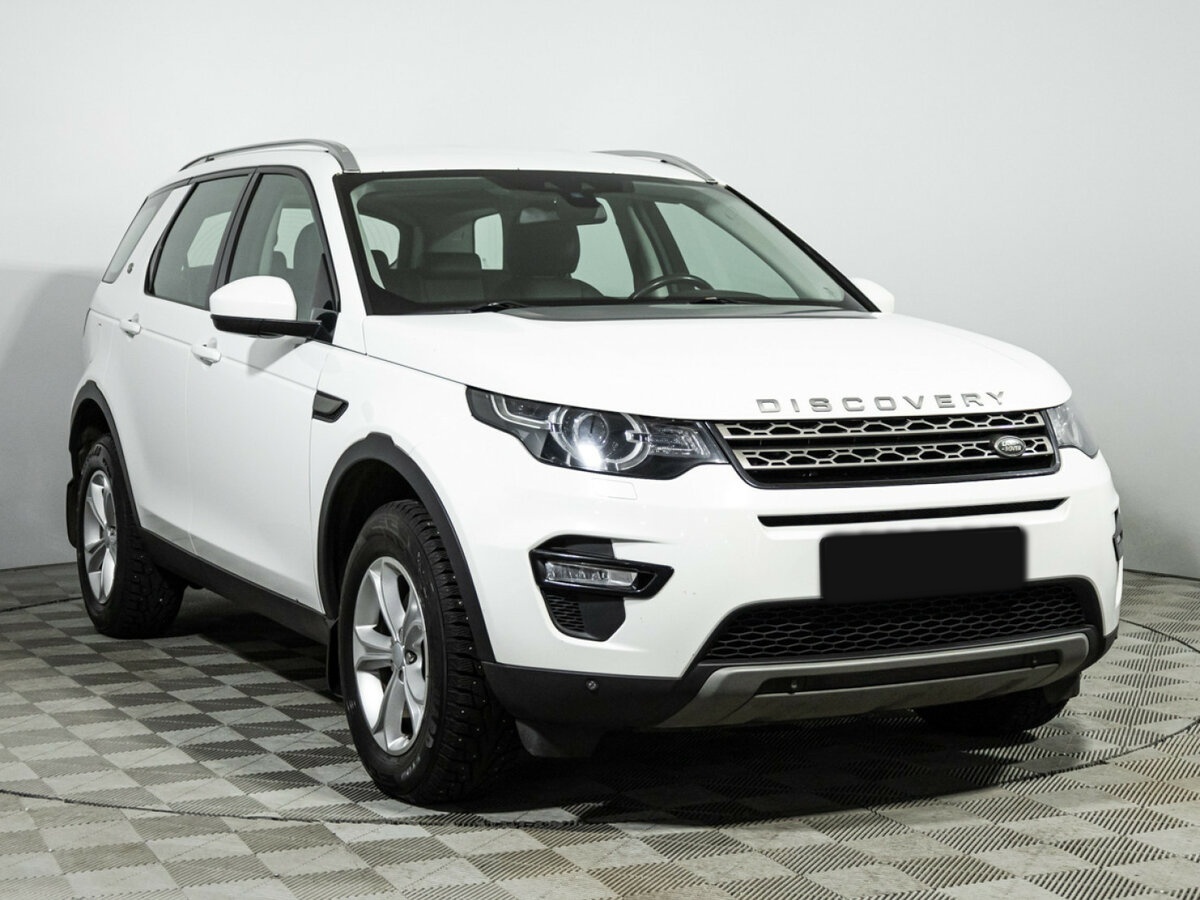 Land Rover Discovery Sport 2017 года с пробегом. Фото: #2
