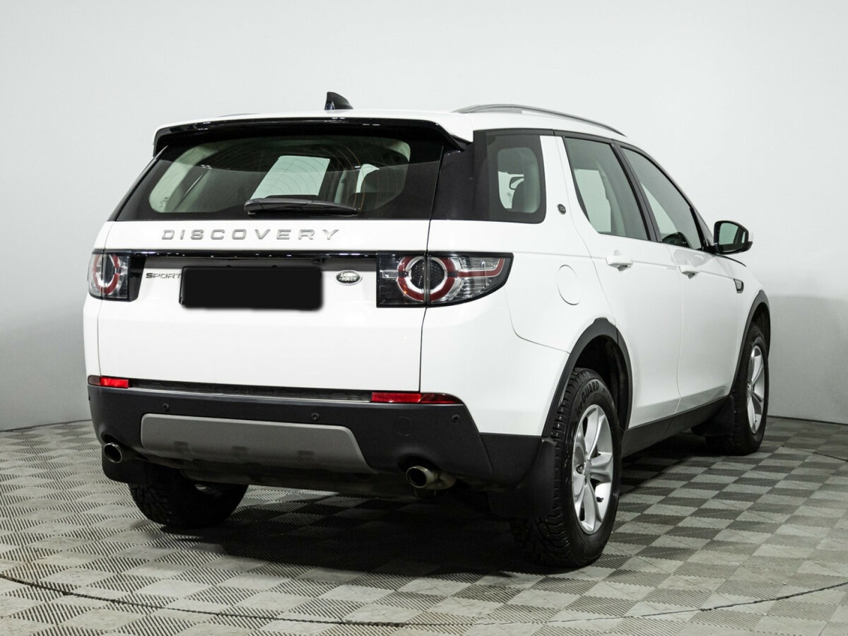 Land Rover Discovery Sport 2017 года с пробегом. Фото: #3