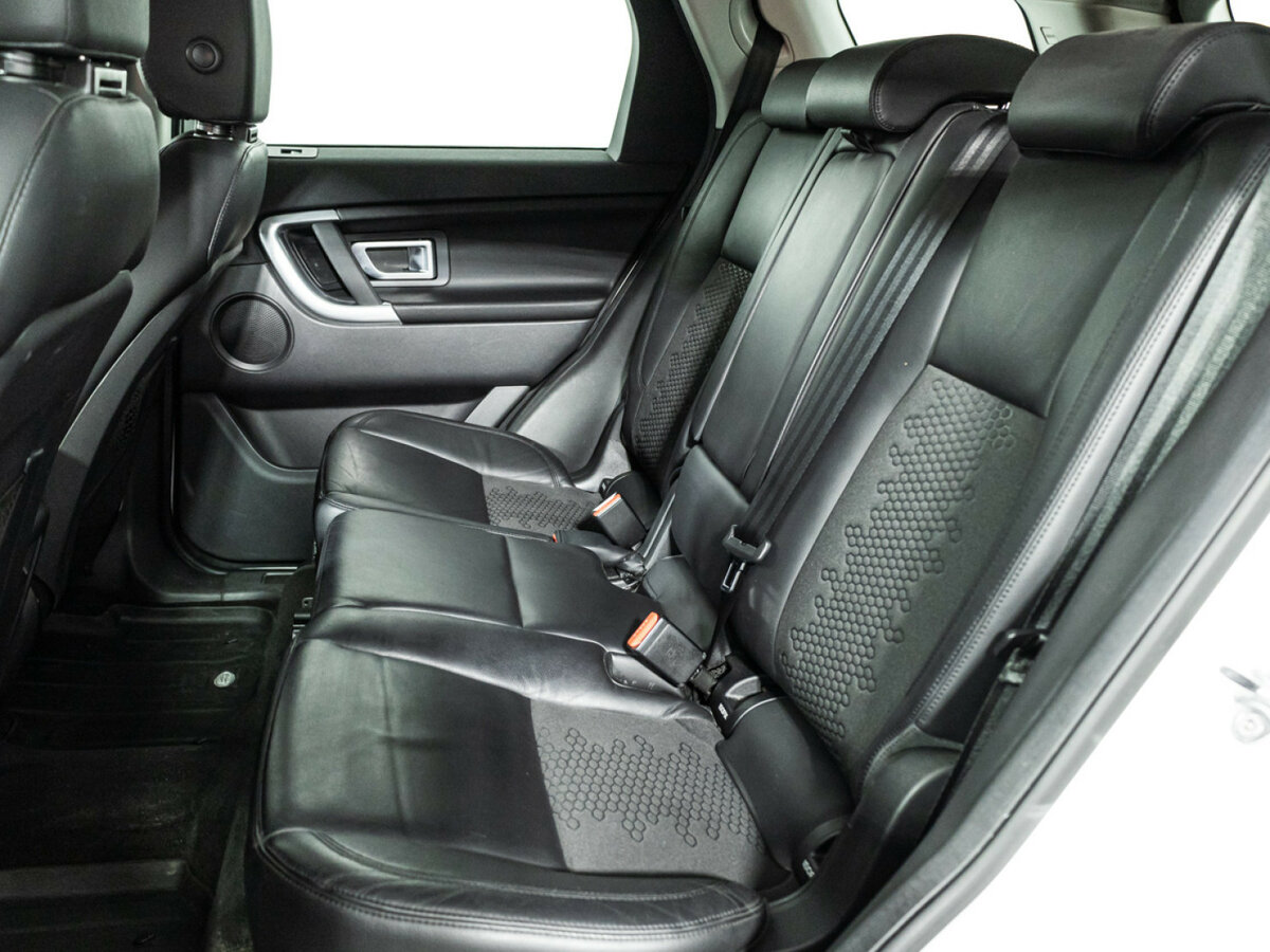 Land Rover Discovery Sport 2017 года с пробегом. Фото: #8