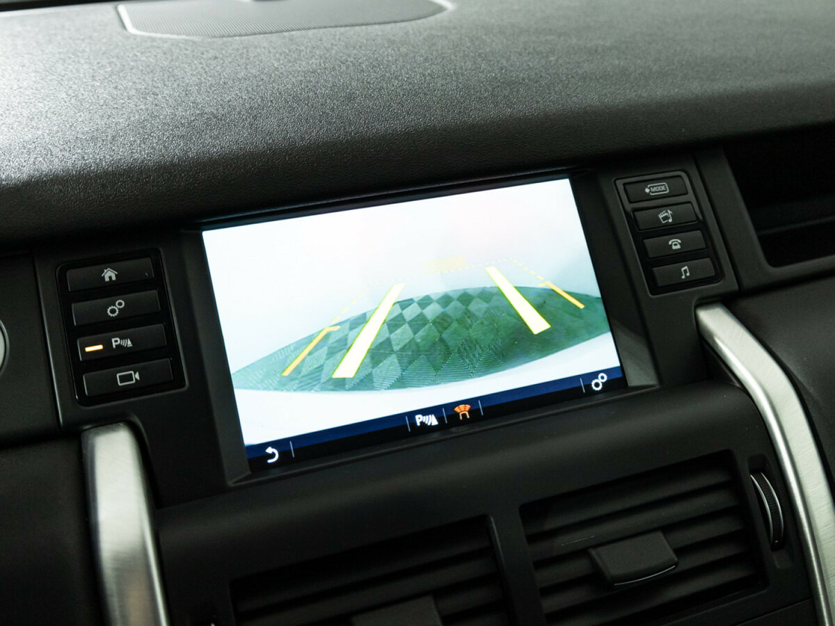 Land Rover Discovery Sport 2017 года с пробегом. Фото: #13