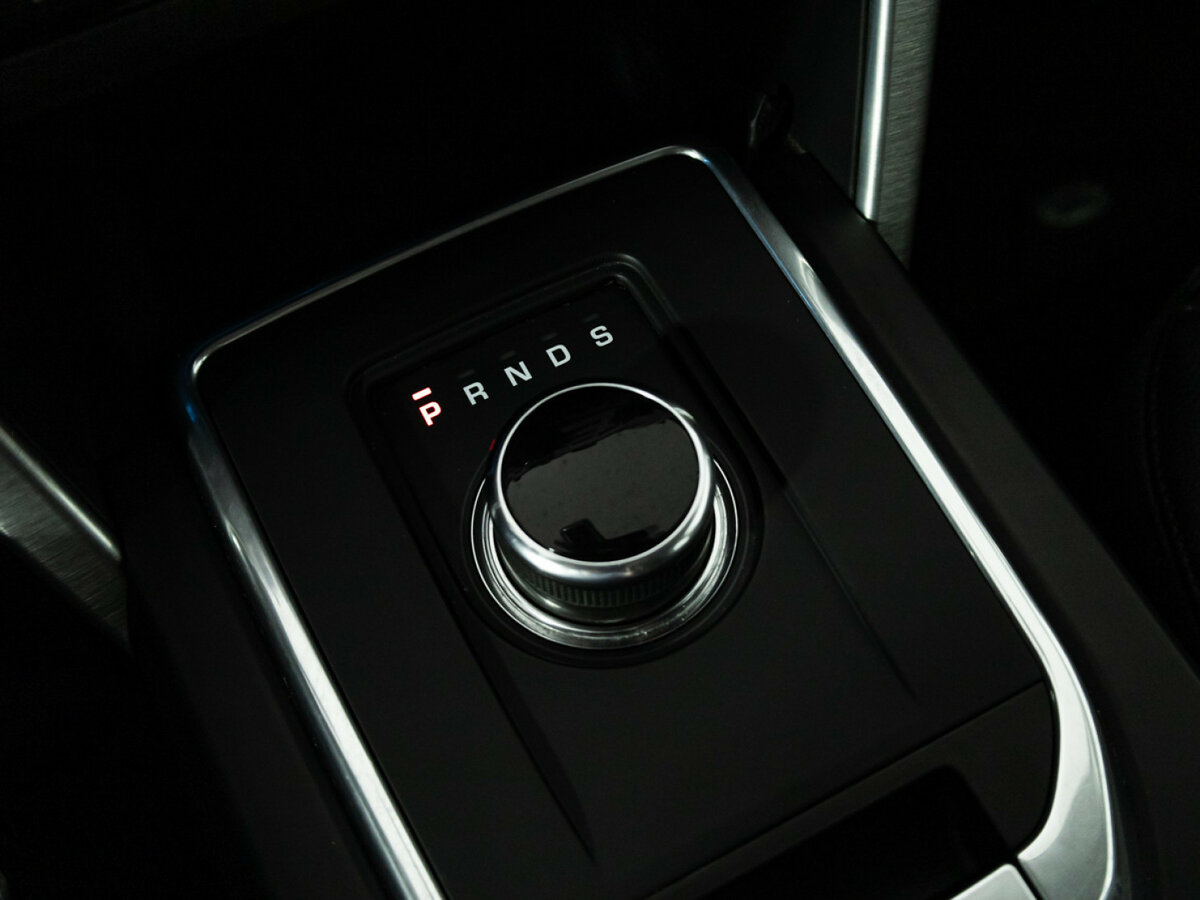 Land Rover Discovery Sport 2017 года с пробегом. Фото: #16