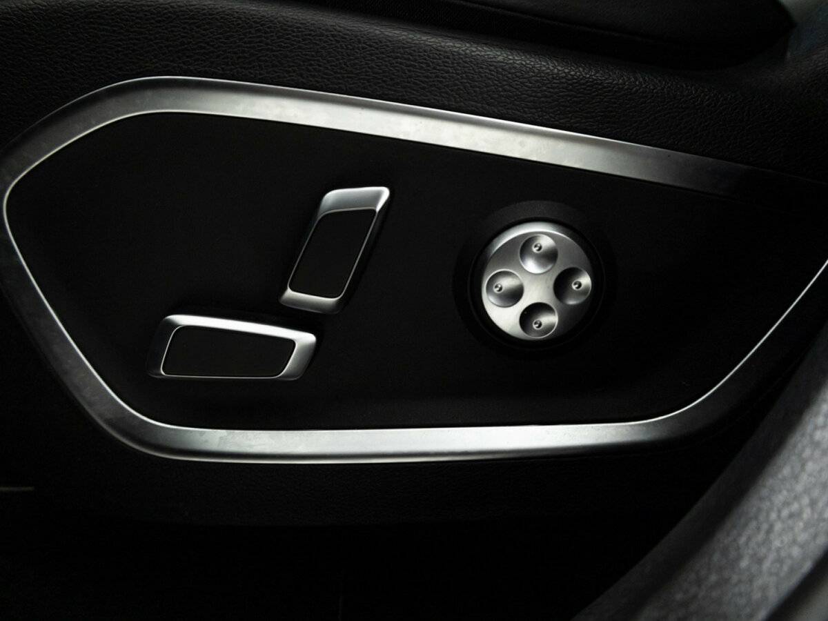 Geely Tugella 2023 года с пробегом. Фото: #12