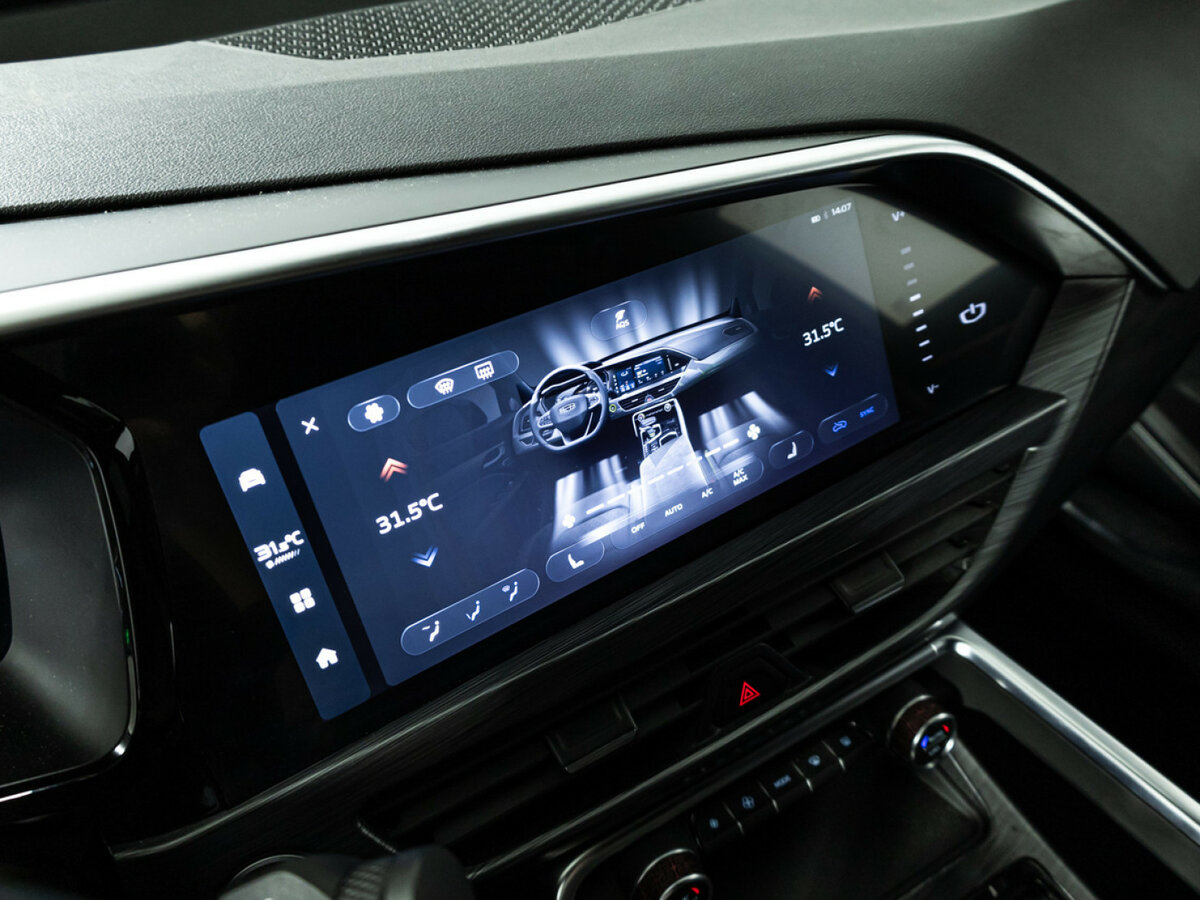 Geely Tugella 2023 года с пробегом. Фото: #14