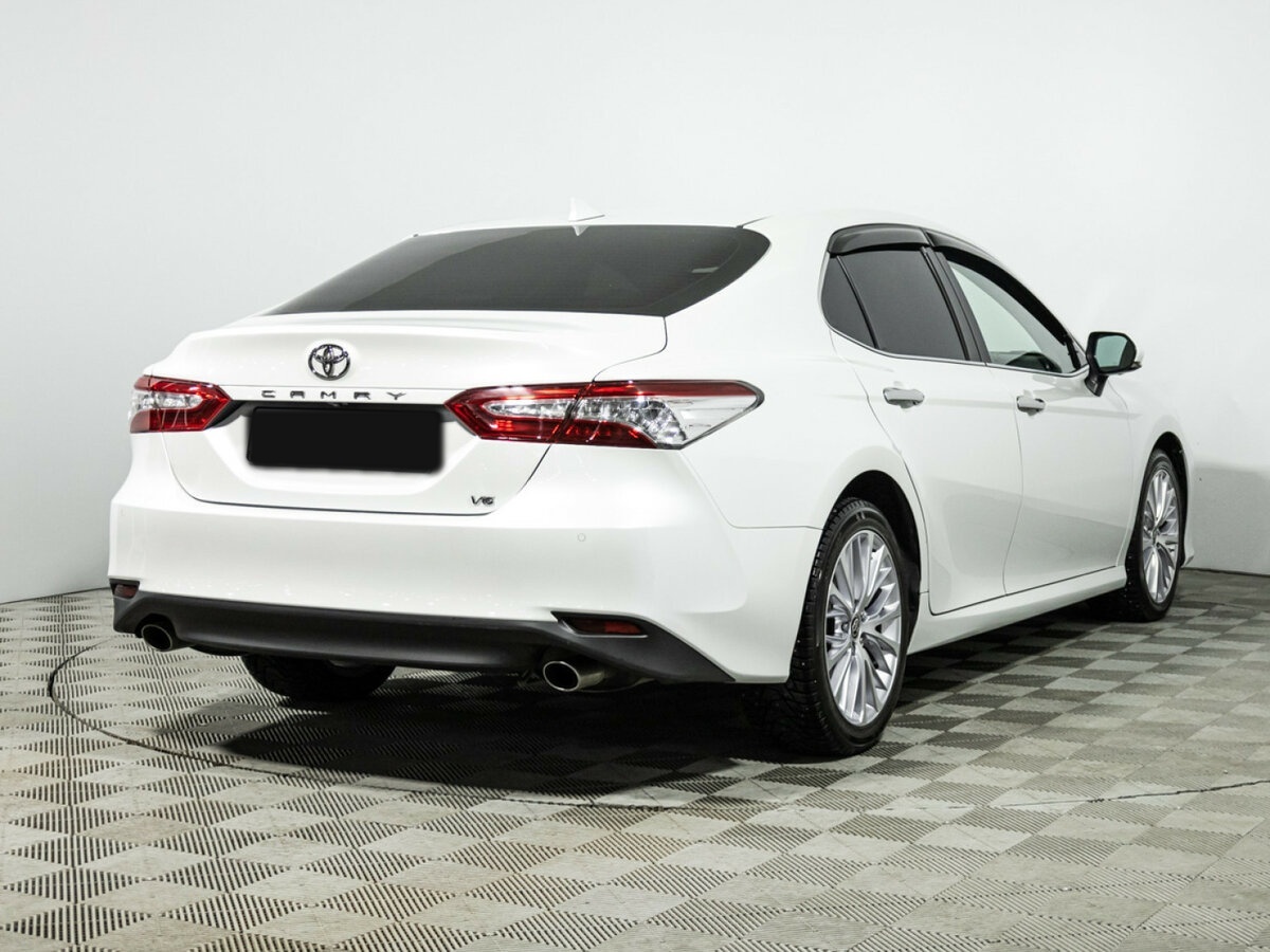 Toyota Camry 2020 года с пробегом. Фото: #3