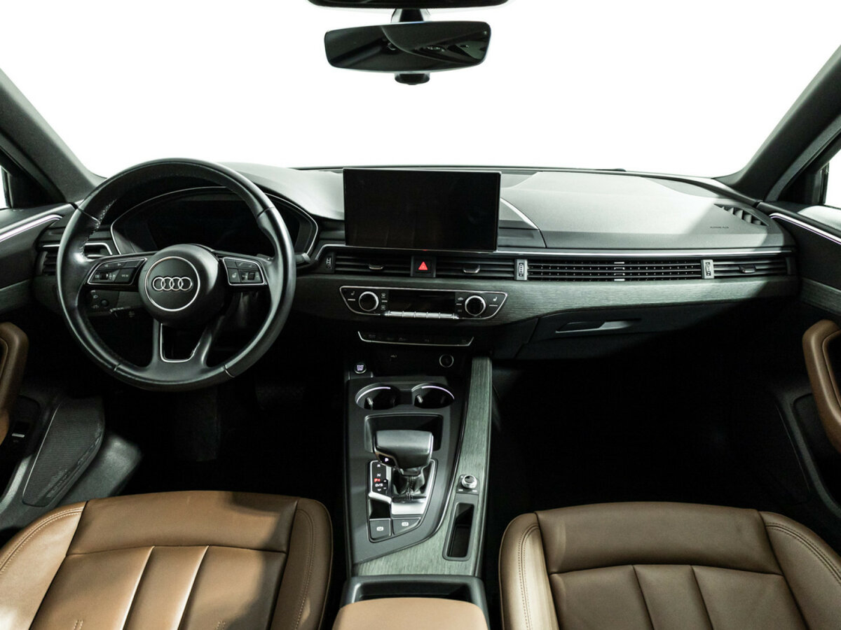 Audi A4 2020 года с пробегом. Фото: #11