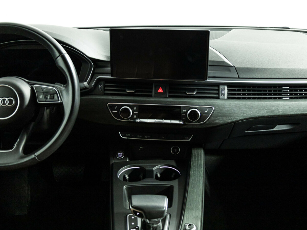 Audi A4 2020 года с пробегом. Фото: #12