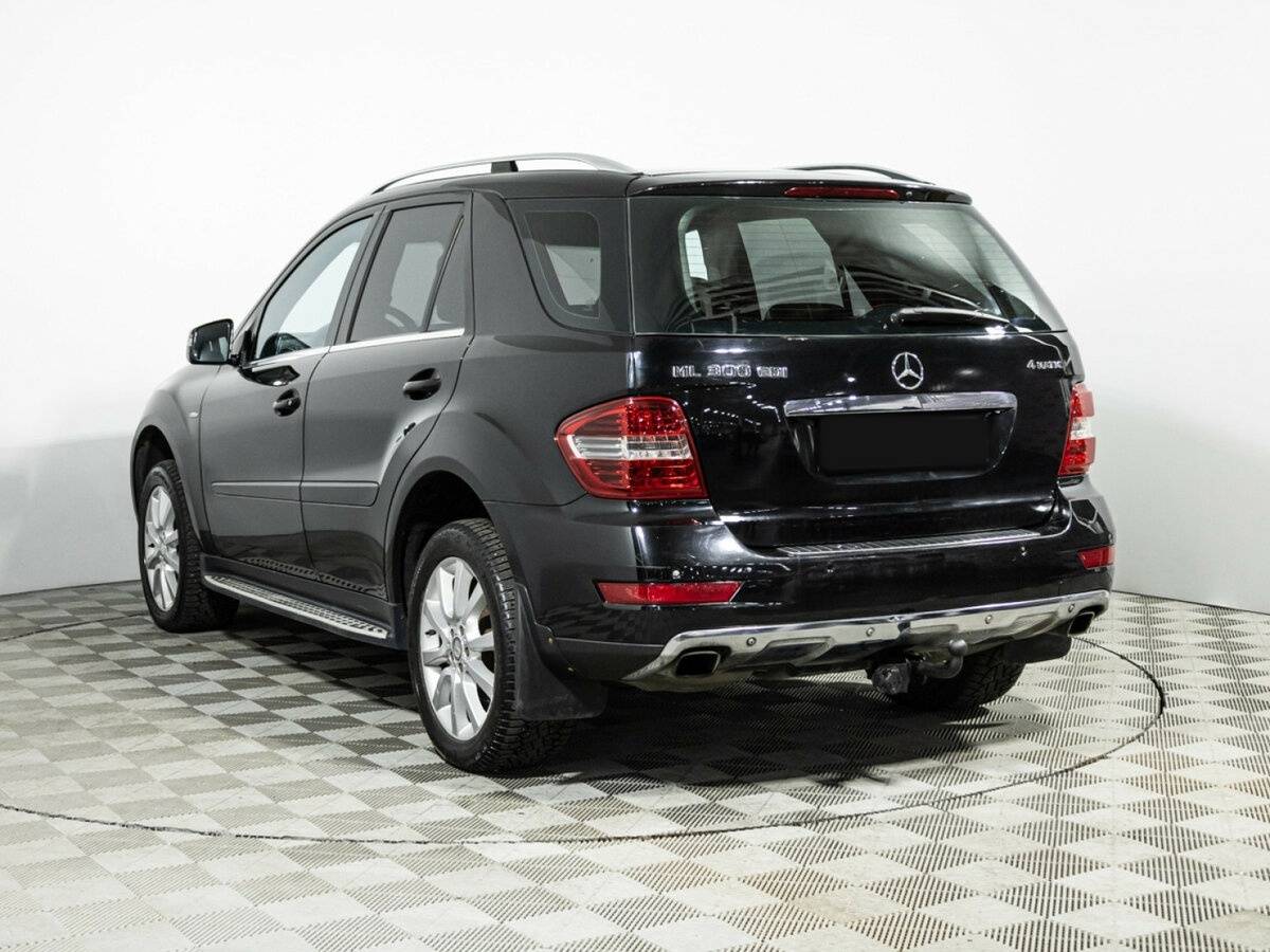 Mercedes-Benz M-Класс 2010 года с пробегом. Фото: #5