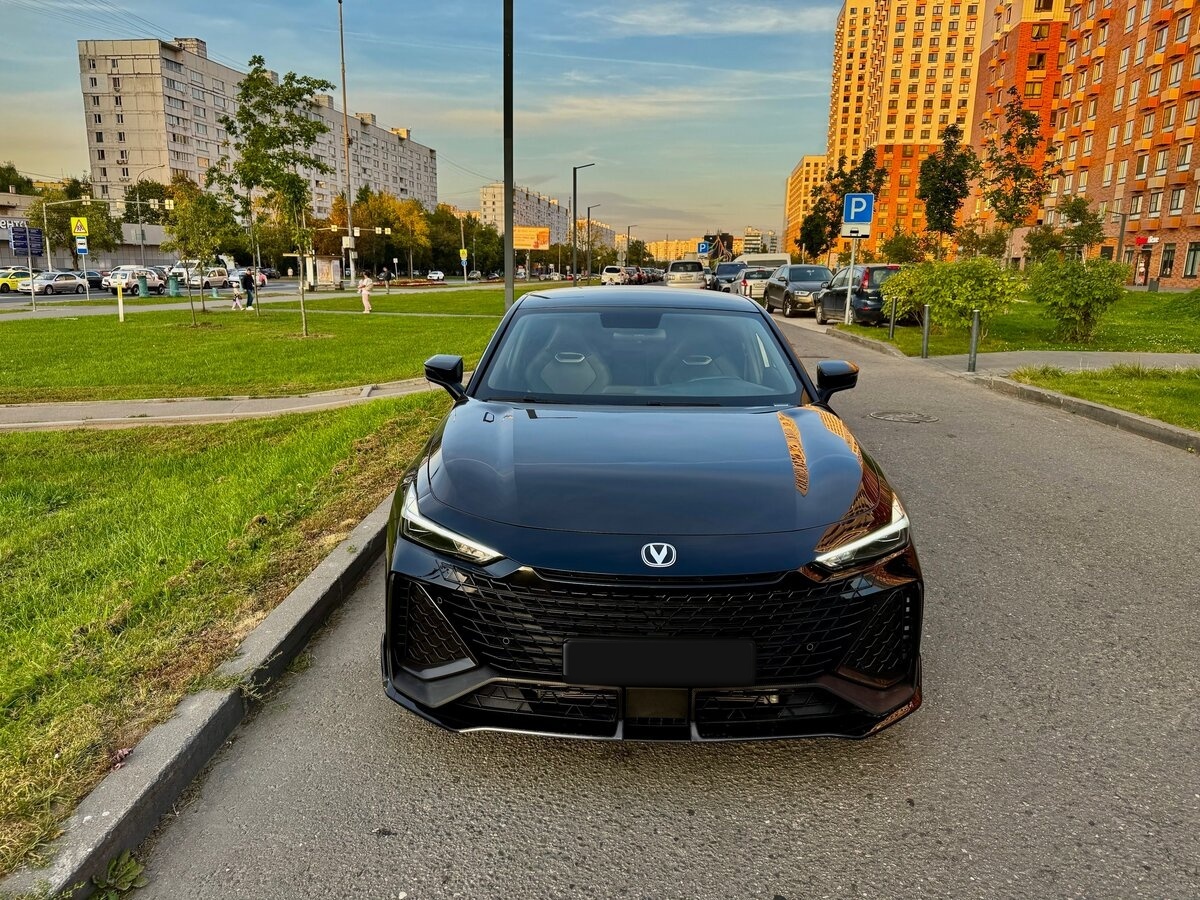 Changan UNI-V 2024 года с пробегом. Фото: #2