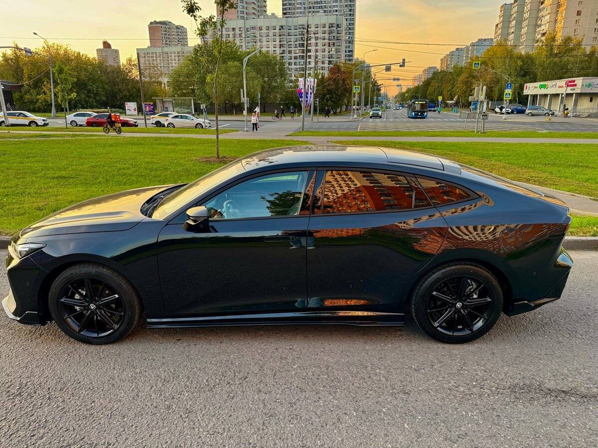 Changan UNI-V 2024 года с пробегом. Фото: #4