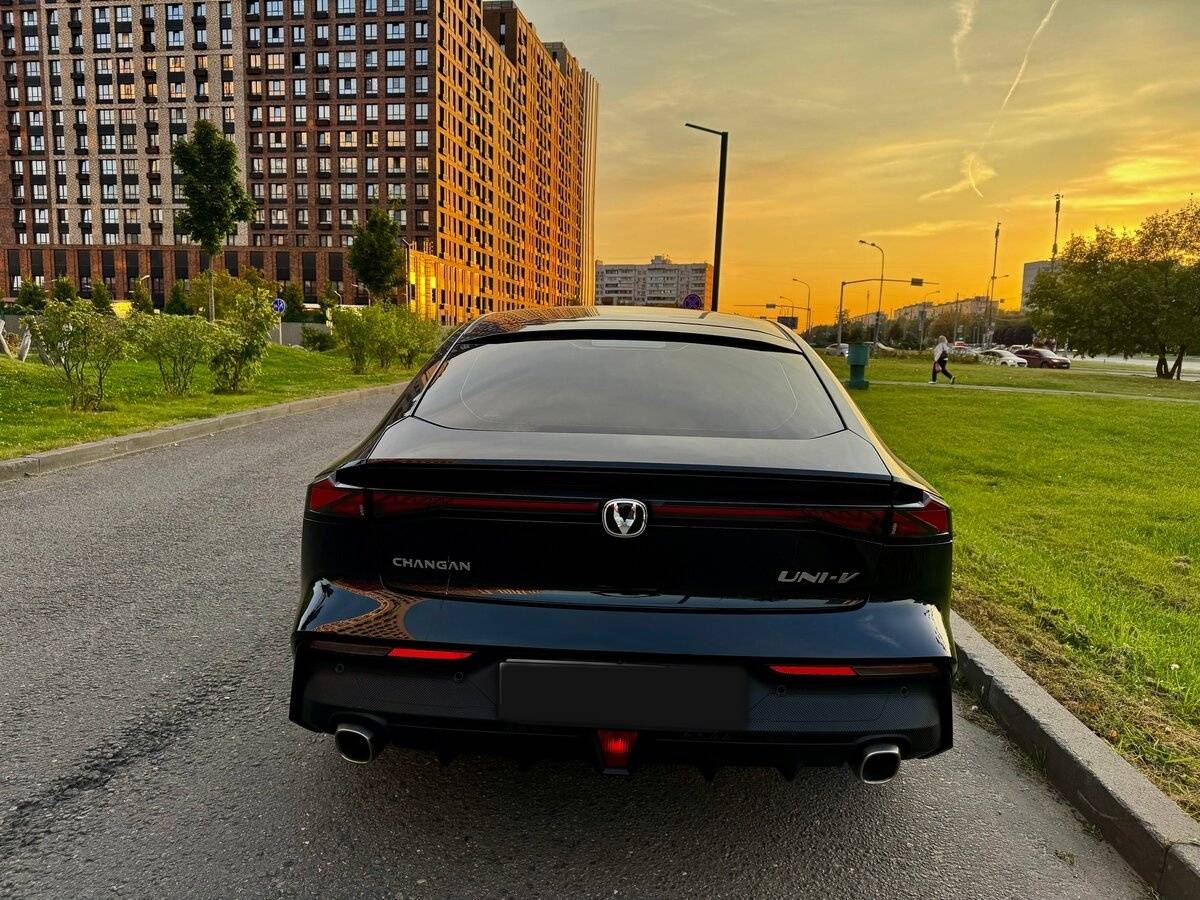 Changan UNI-V 2024 года с пробегом. Фото: #6