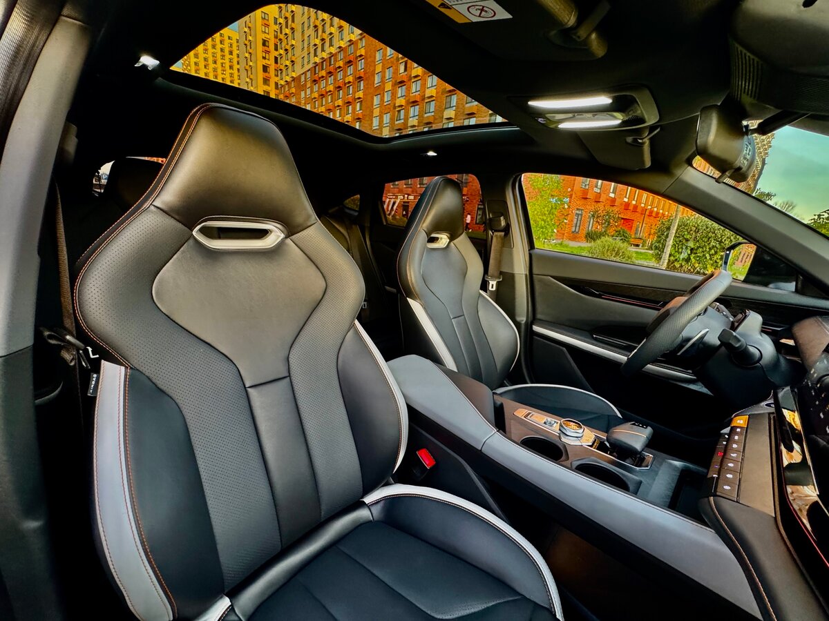 Changan UNI-V 2024 года с пробегом. Фото: #8