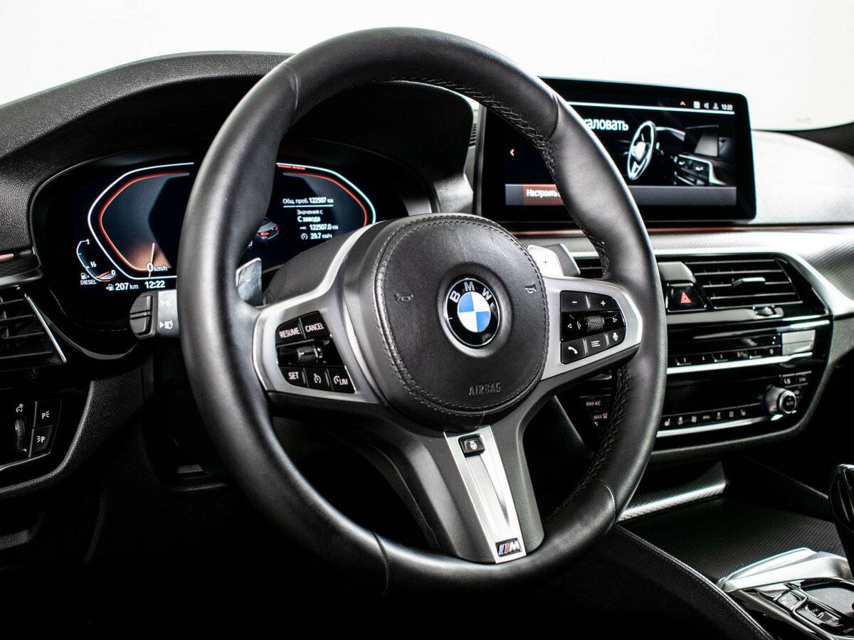 BMW 5 серии 2021 года с пробегом. Фото: #12