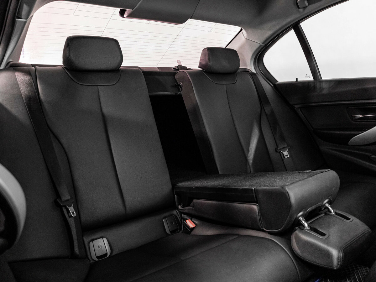 BMW 3 серии 2016 года с пробегом. Фото: #20