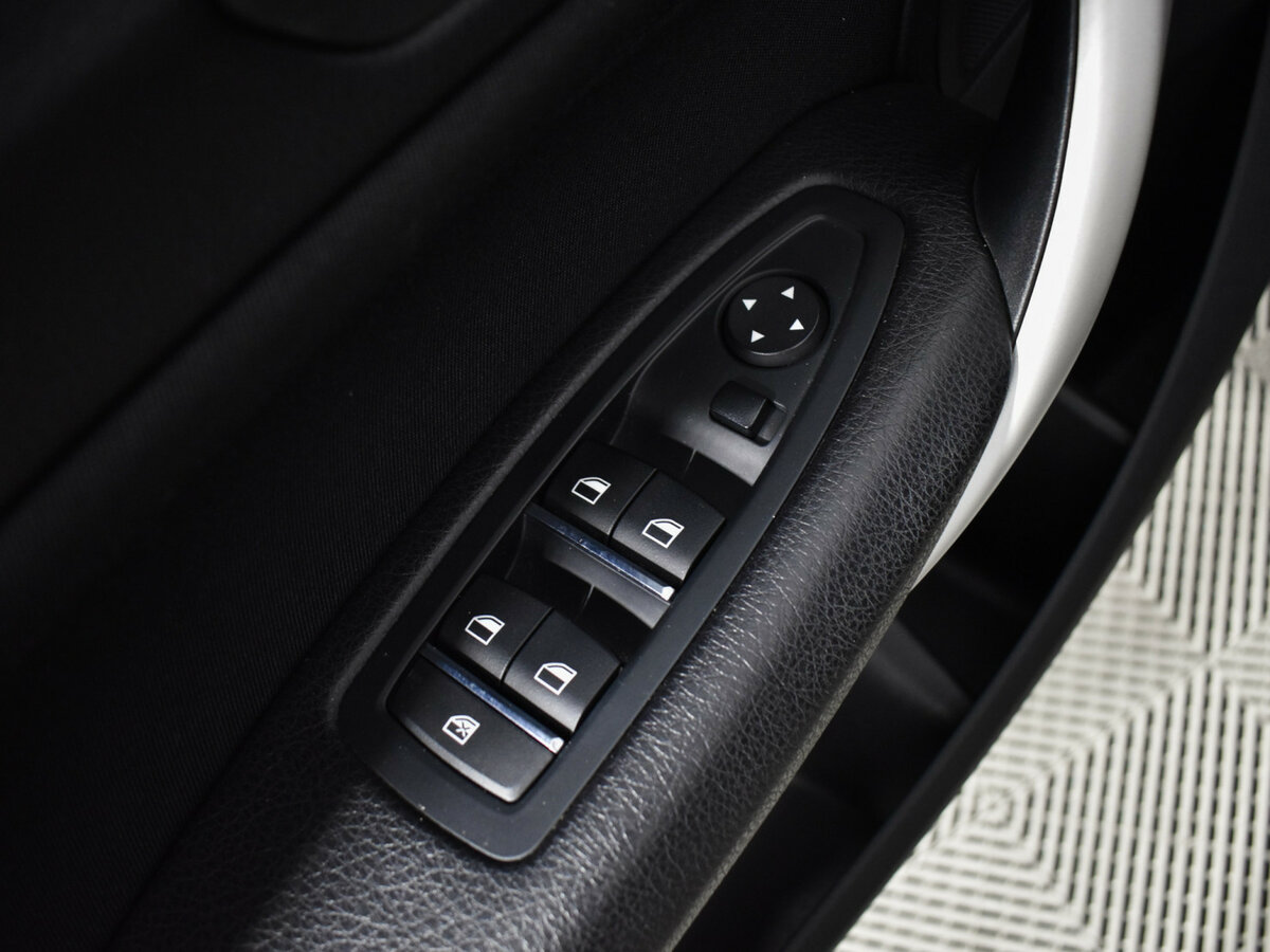 BMW 1 серии 2017 года с пробегом. Фото: #14