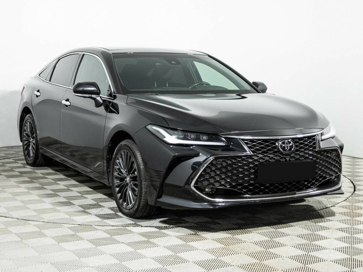 Toyota Avalon 2022 года с пробегом. Фото: #2