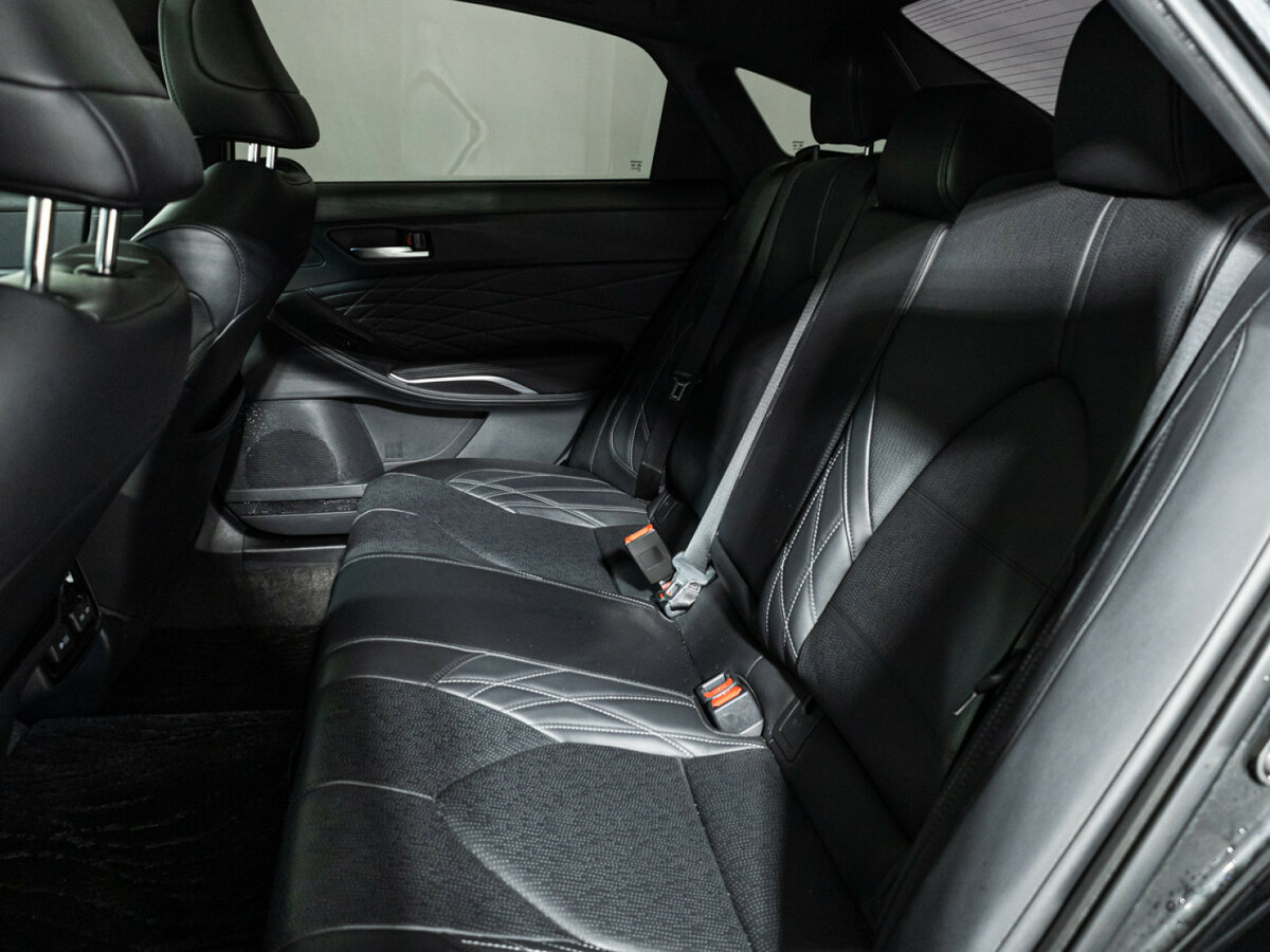 Toyota Avalon 2022 года с пробегом. Фото: #8