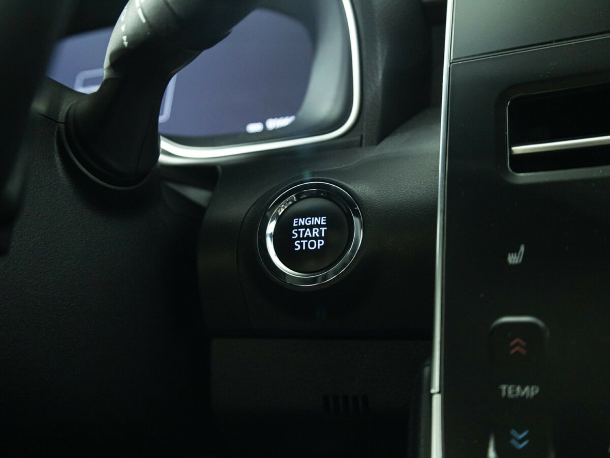 Toyota Avalon 2022 года с пробегом. Фото: #20