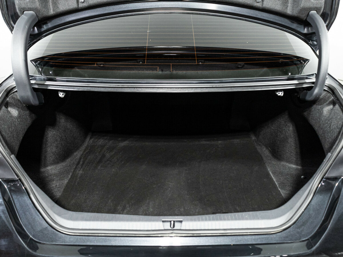 Toyota Avalon 2022 года с пробегом. Фото: #23