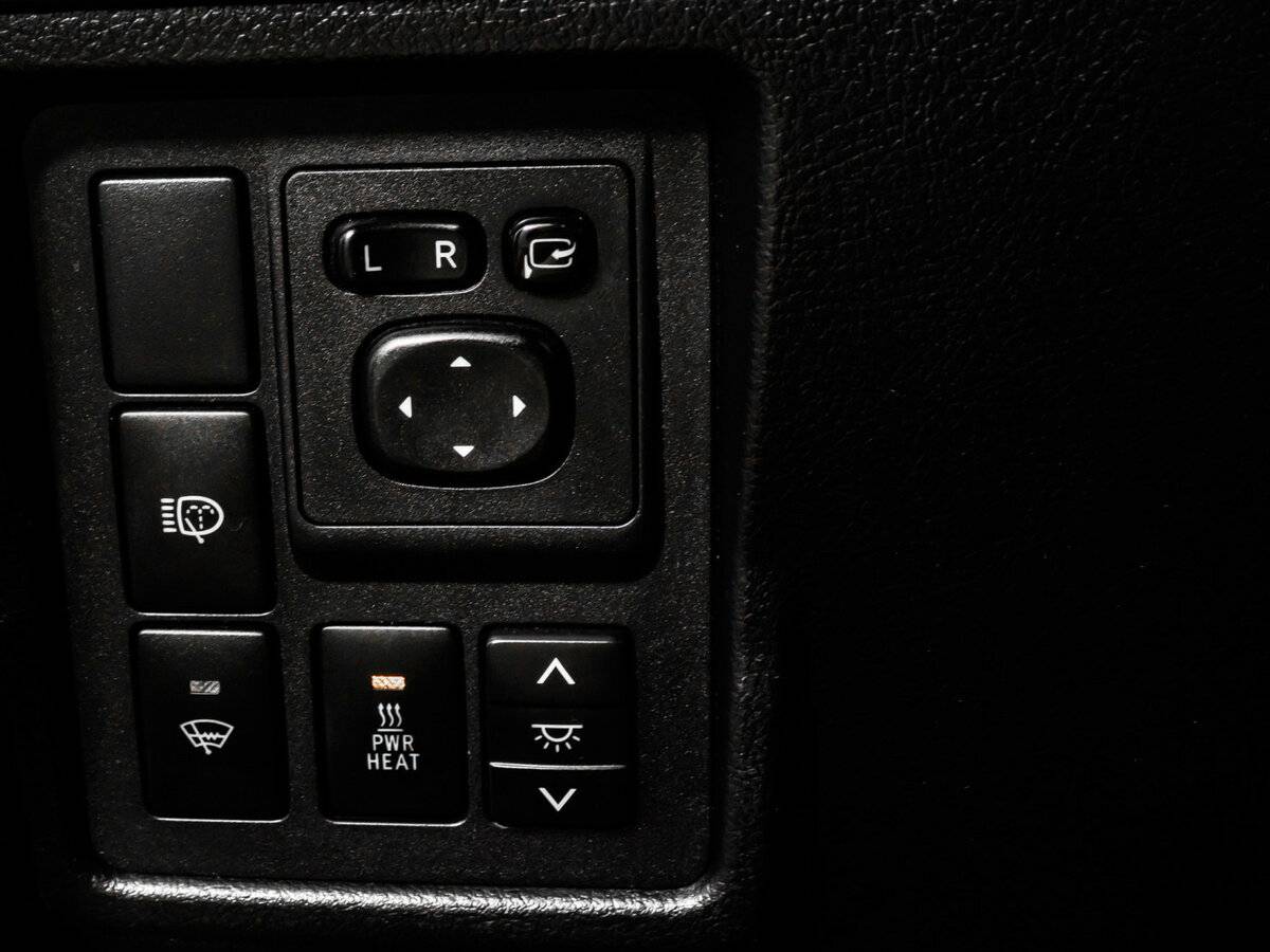 Toyota Land Cruiser Prado 2010 года с пробегом. Фото: #13