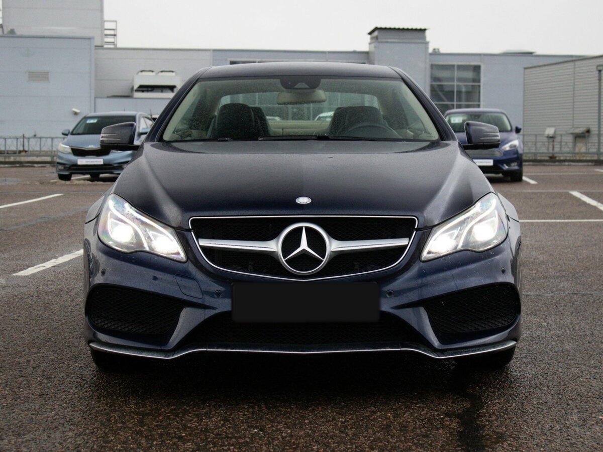 Mercedes-Benz E-Класс 2013 года с пробегом. Фото: #1