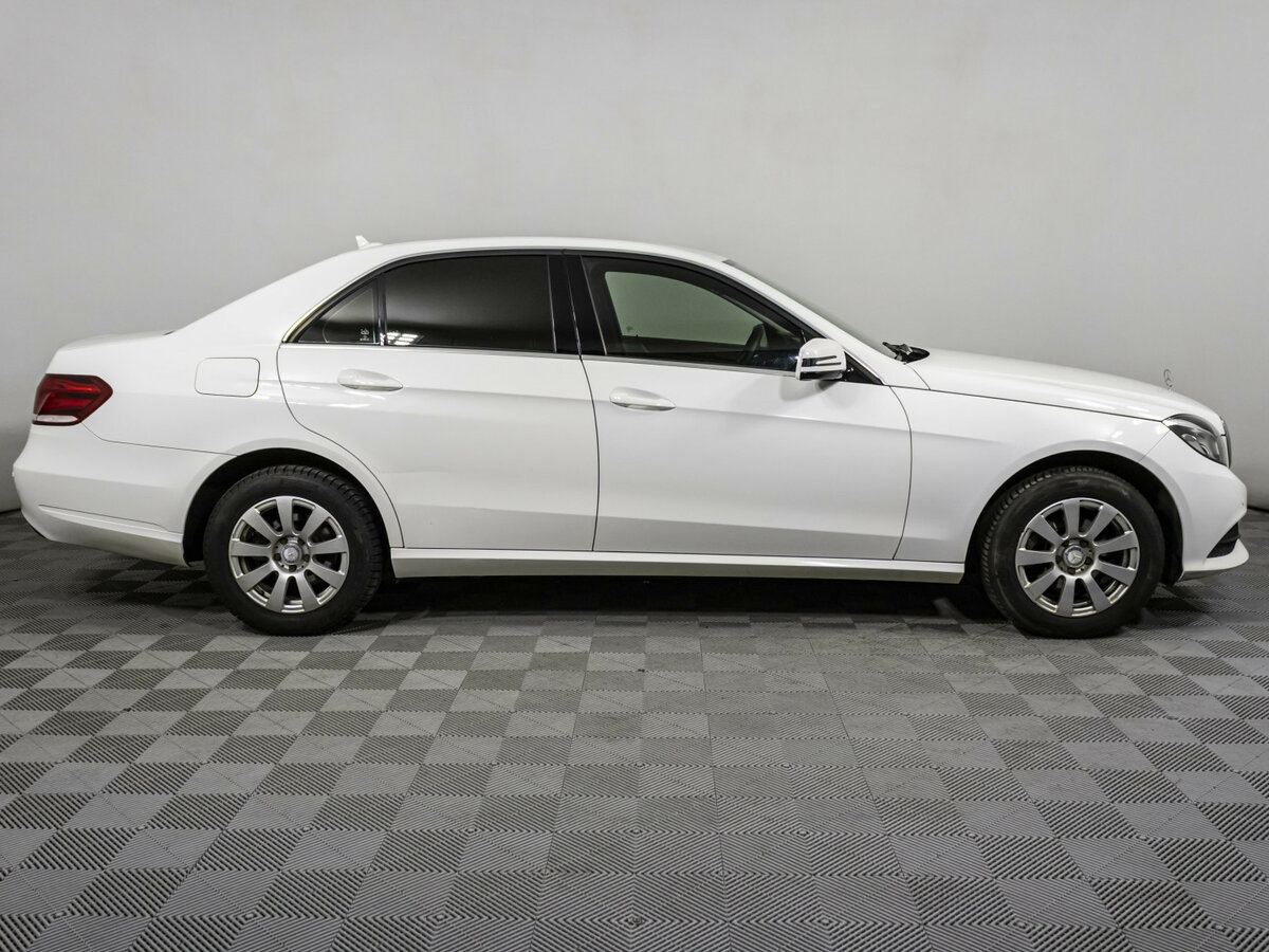 Mercedes-Benz E-Класс 2014 года с пробегом. Фото: #3