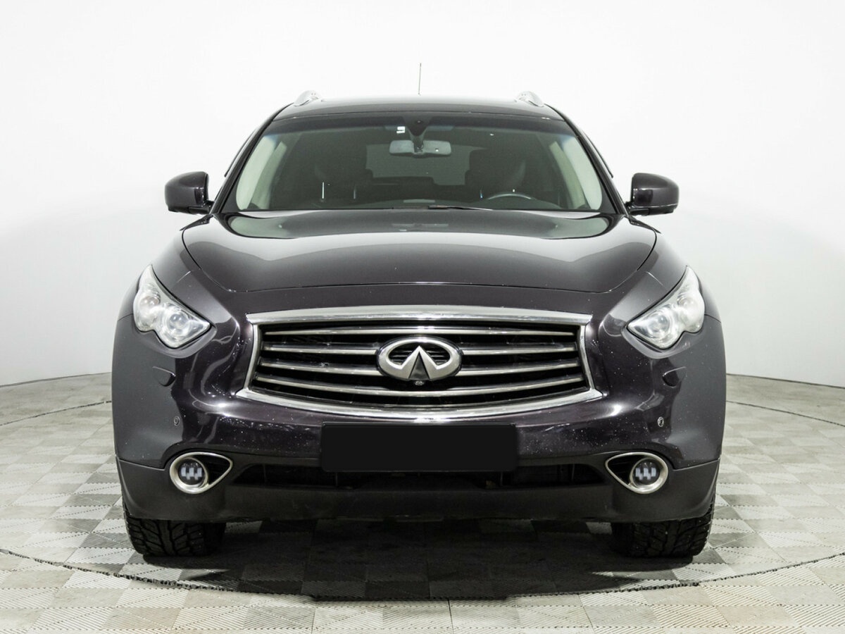 Infiniti FX 2012 года с пробегом. Фото: #1