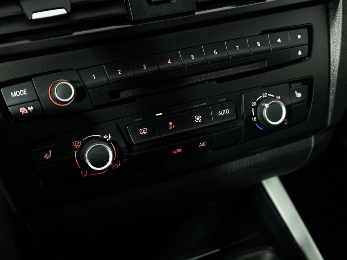 BMW 1 серии 2013 года с пробегом. Фото: #14