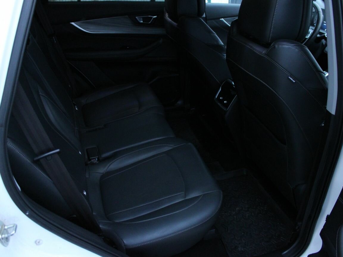 Chery Tiggo 8 Pro Max 2022 года с пробегом. Фото: #29