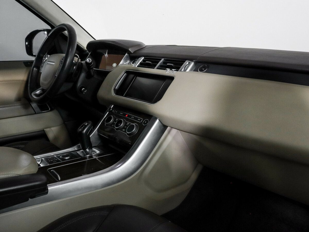 Land Rover Range Rover Sport 2016 года с пробегом. Фото: #8