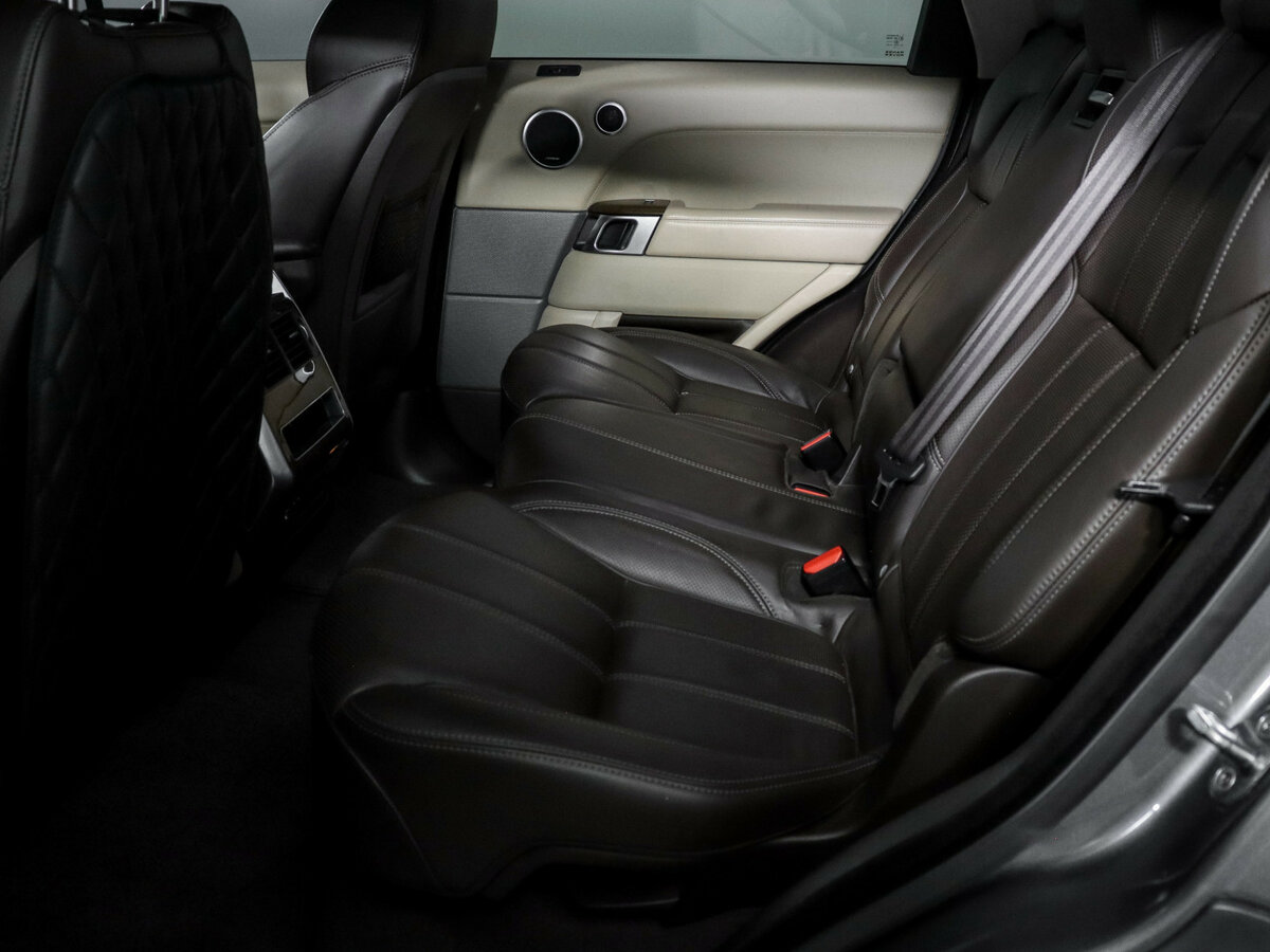 Land Rover Range Rover Sport 2016 года с пробегом. Фото: #9