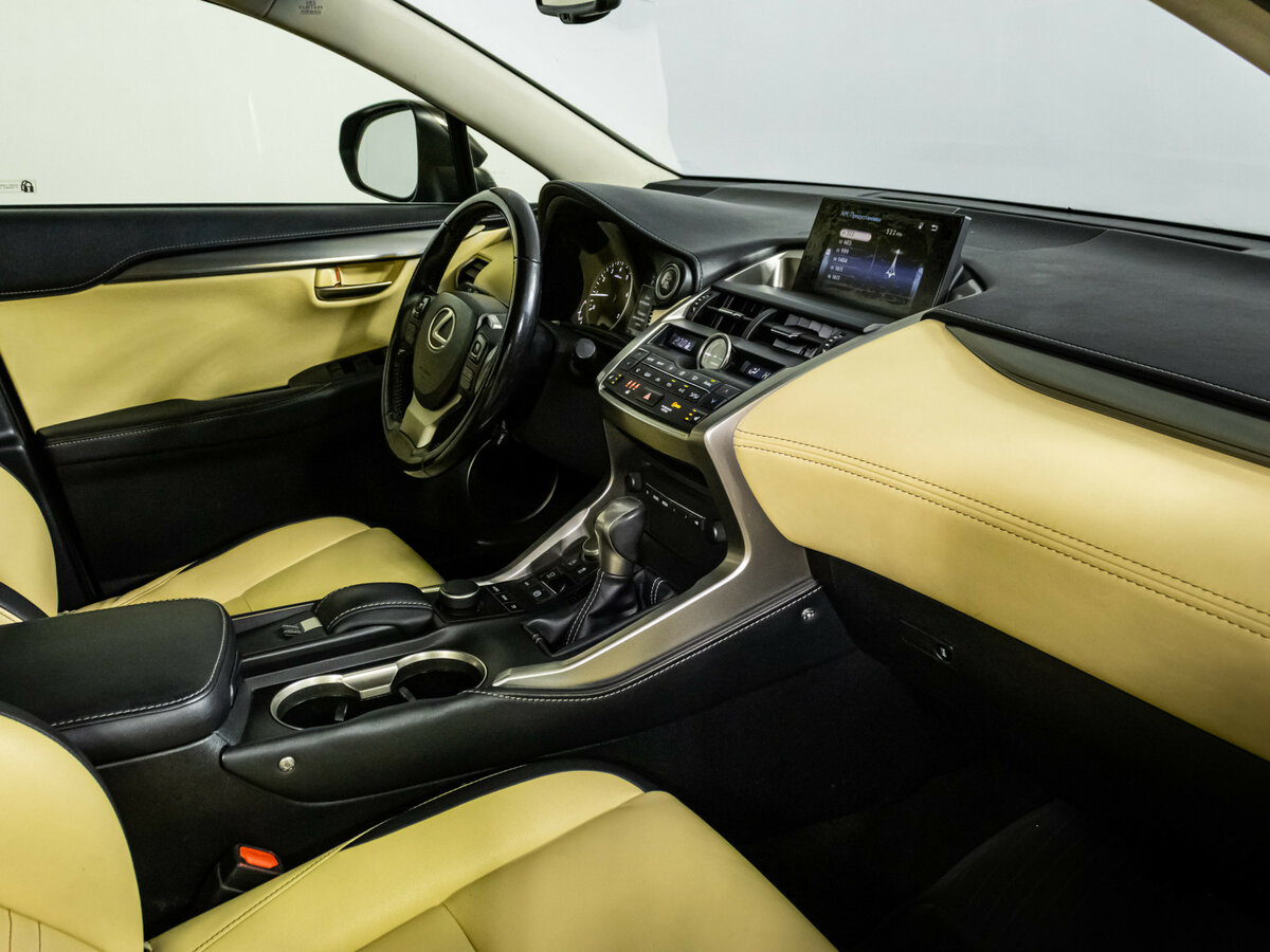 Lexus NX 2015 года с пробегом. Фото: #6