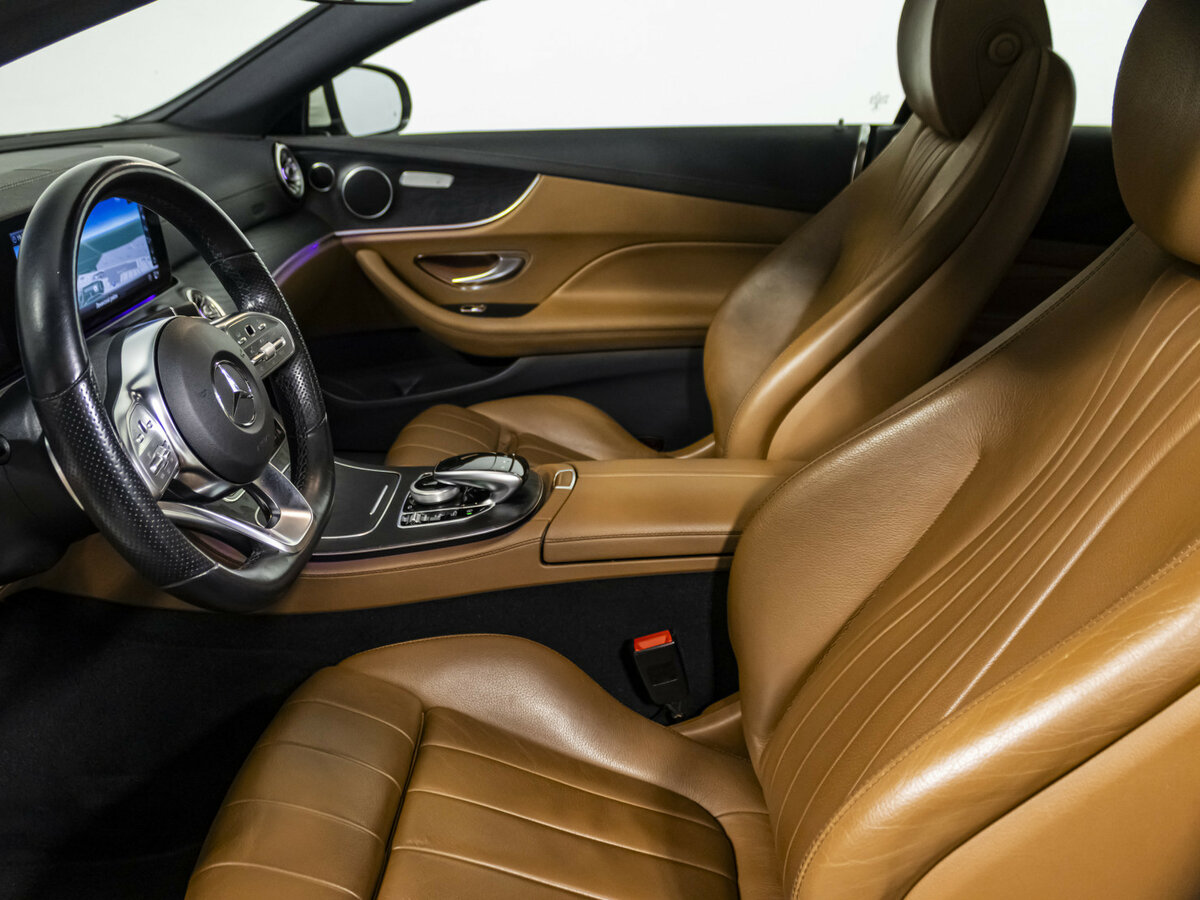 Mercedes-Benz E-Класс 2018 года с пробегом. Фото: #9