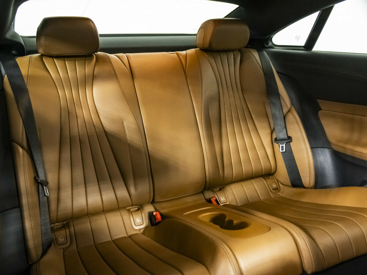 Mercedes-Benz E-Класс 2018 года с пробегом. Фото: #13