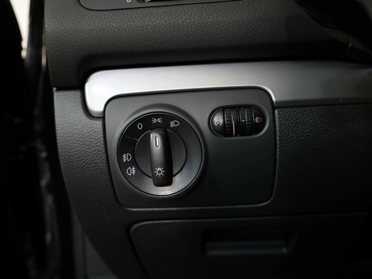 Volkswagen Golf 2009 года с пробегом. Фото: #11