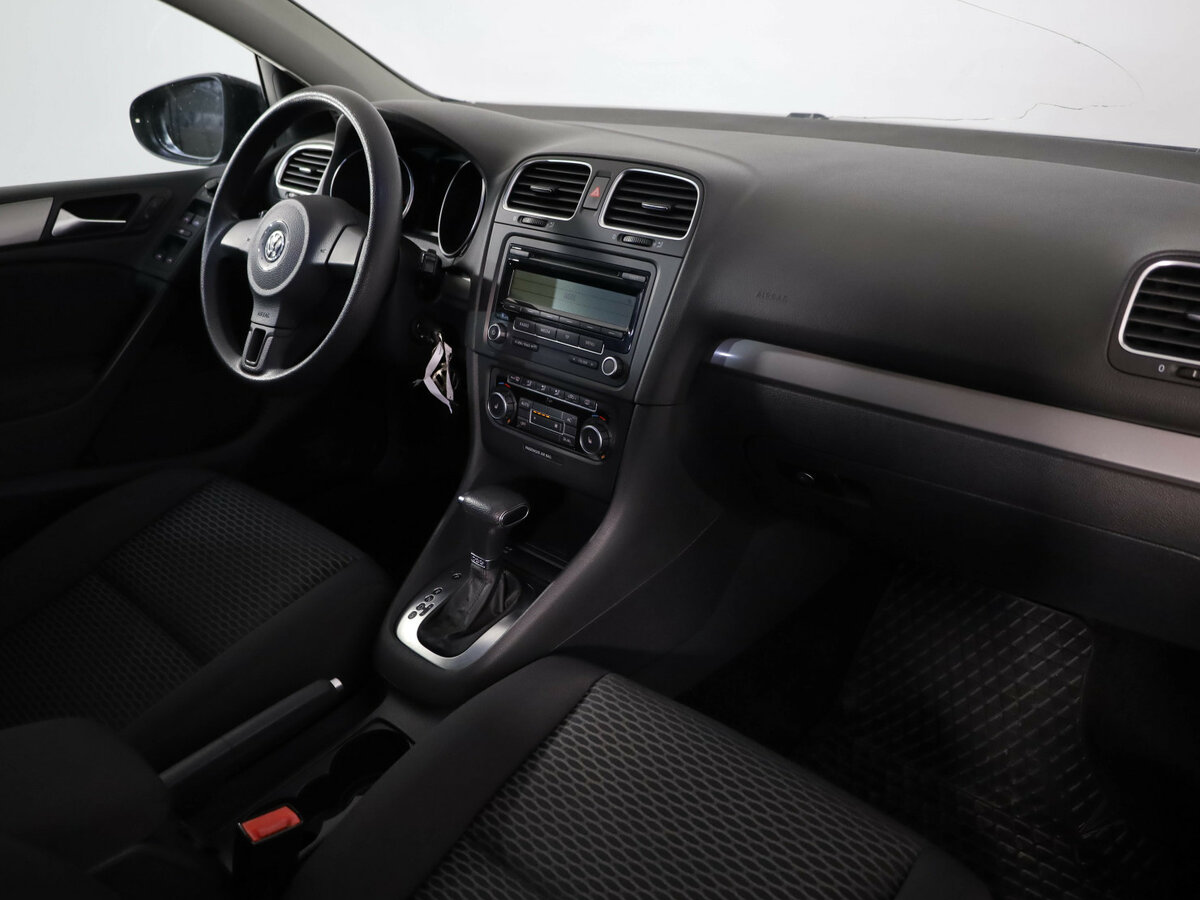 Volkswagen Golf 2009 года с пробегом. Фото: #13