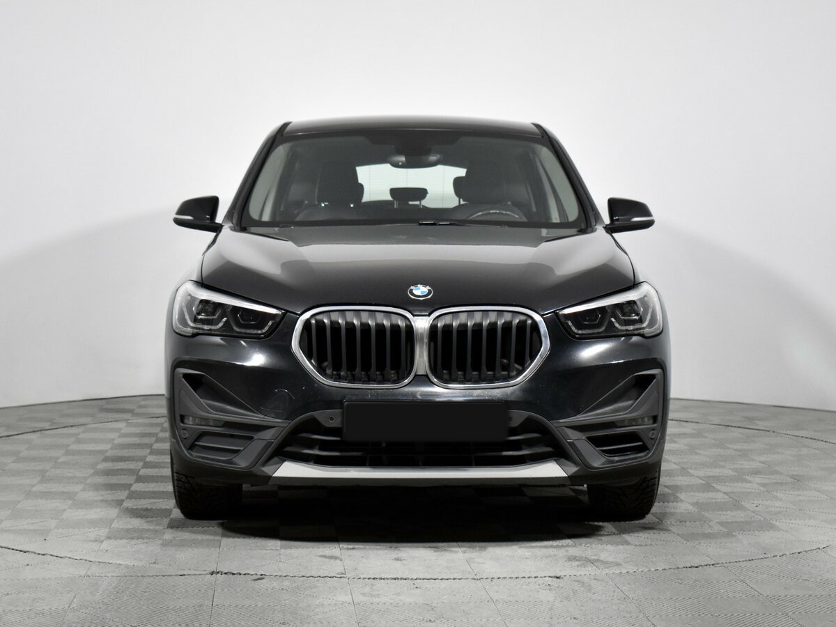 BMW X1 2021 года с пробегом. Фото: #1