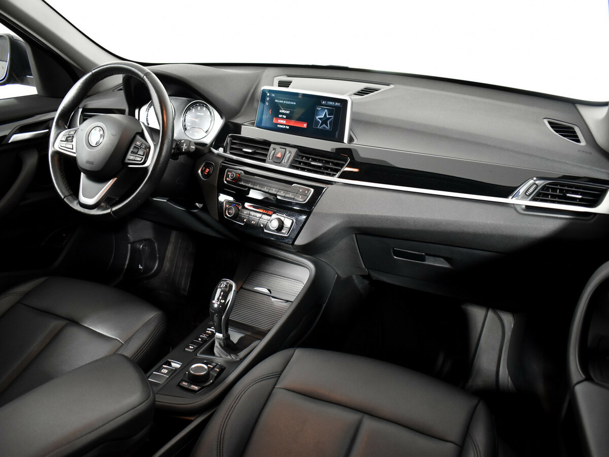 BMW X1 2021 года с пробегом. Фото: #9