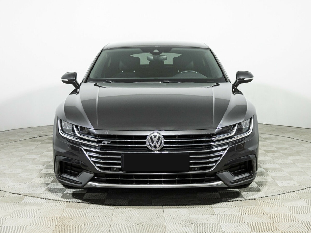 Volkswagen Arteon 2018 года с пробегом. Фото: #1