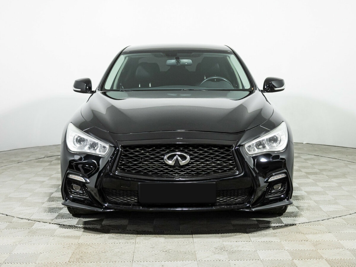 Infiniti Q50 2017 года с пробегом. Фото: #1