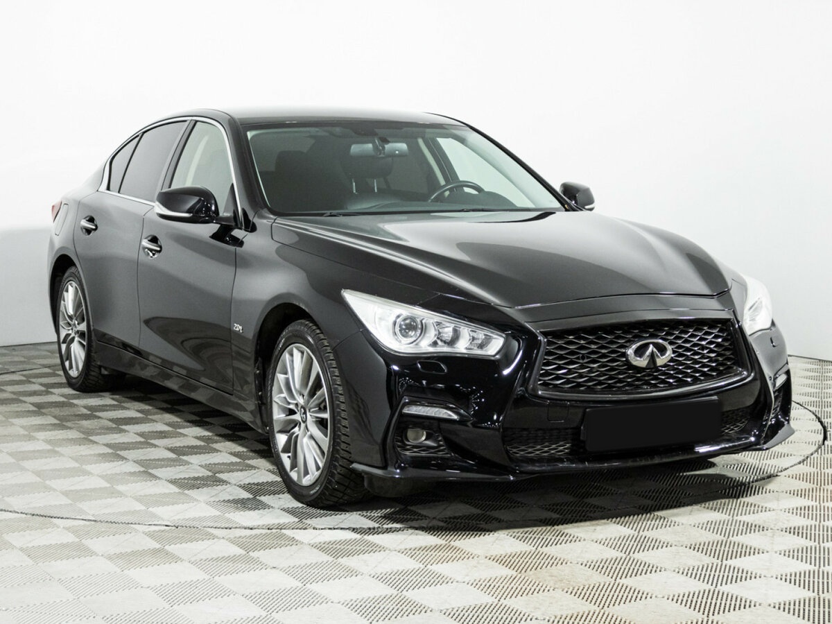Infiniti Q50 2017 года с пробегом. Фото: #2