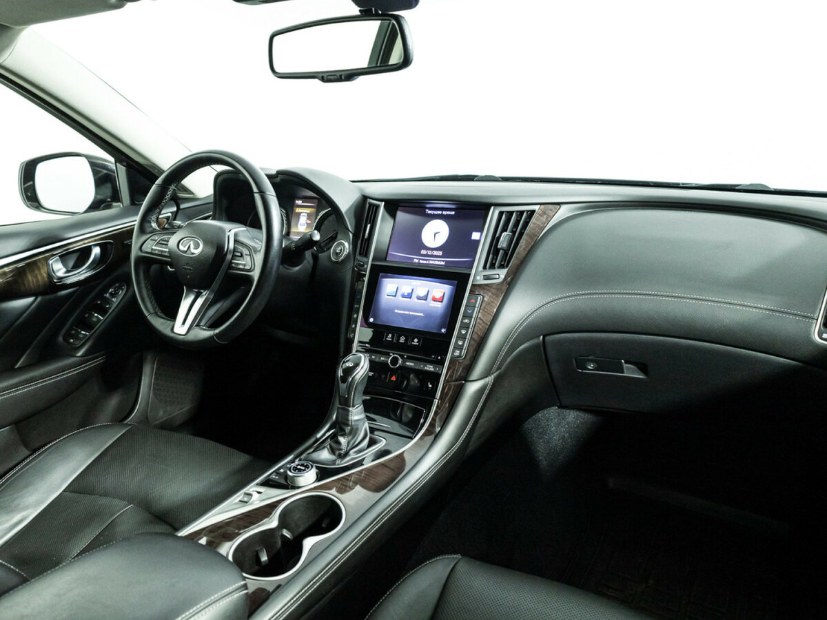 Infiniti Q50 2017 года с пробегом. Фото: #8